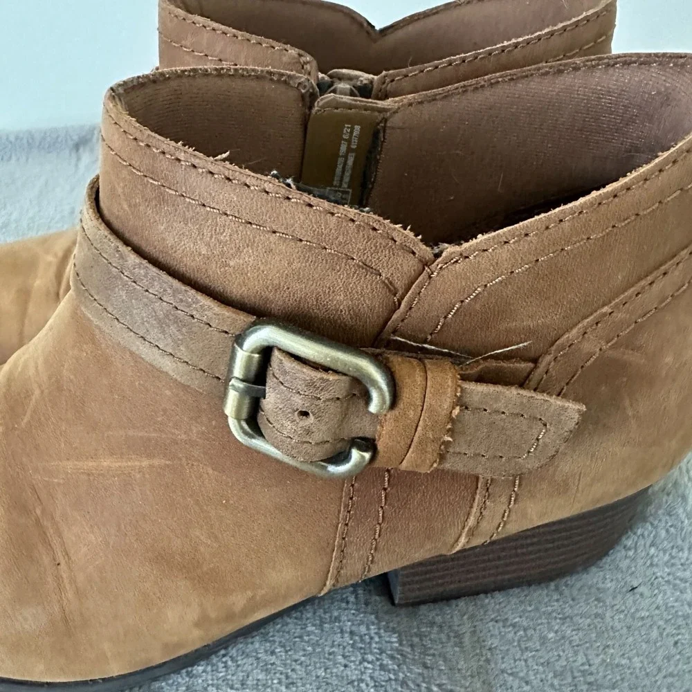 Clarks Adreena Booties Womens 8M Dark Tan Leather Ankle Boots Zip Buckle Western